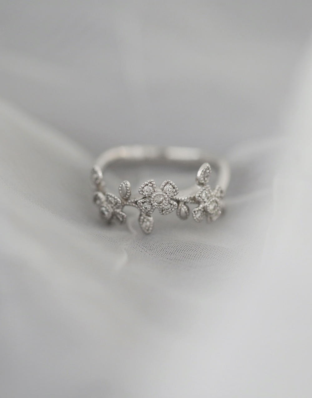 Modern Style Bouquet Diamond Ring