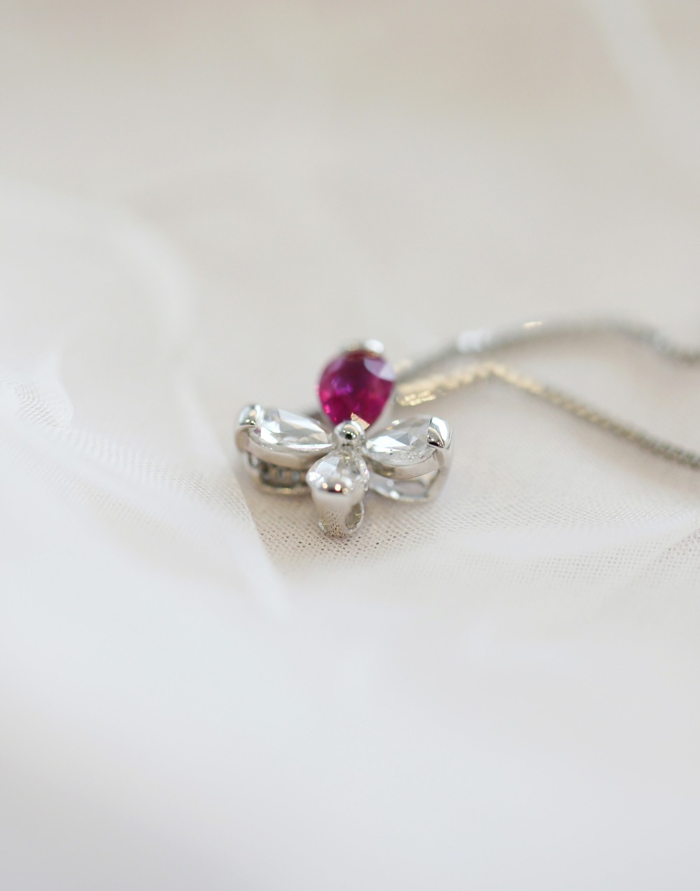 4 Petaled Flower Luxury Diamond, Ruby Necklace